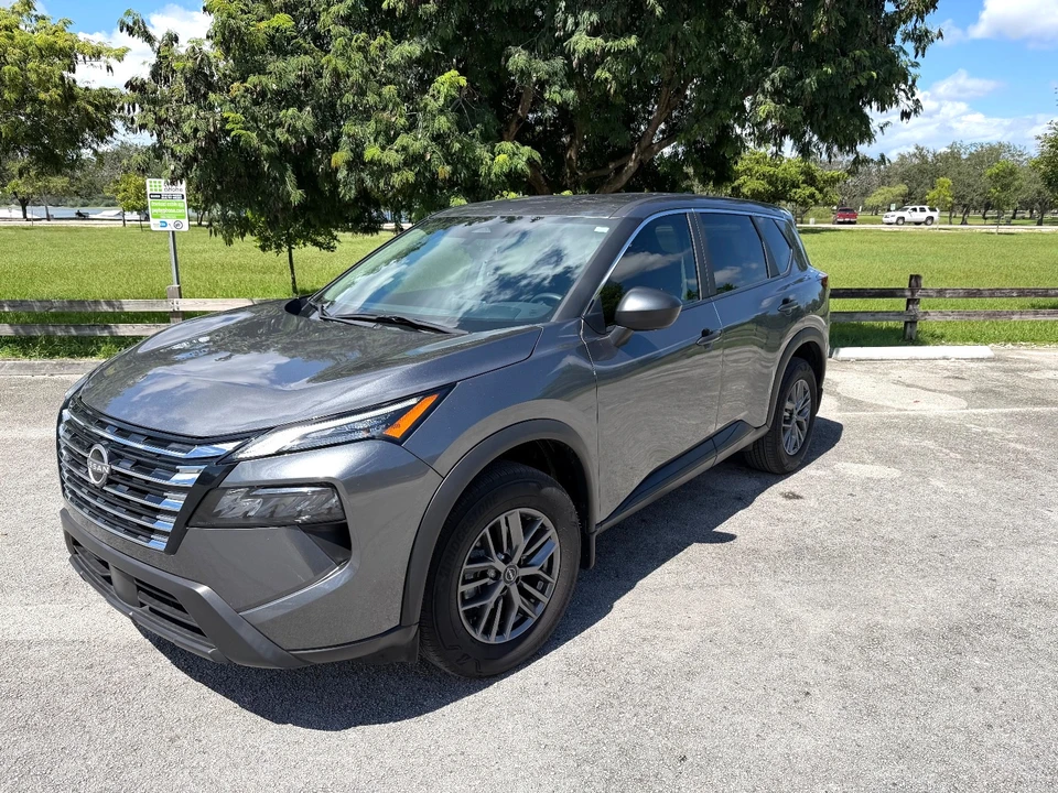 2024 Nissan Rogue - Image 6 of 21