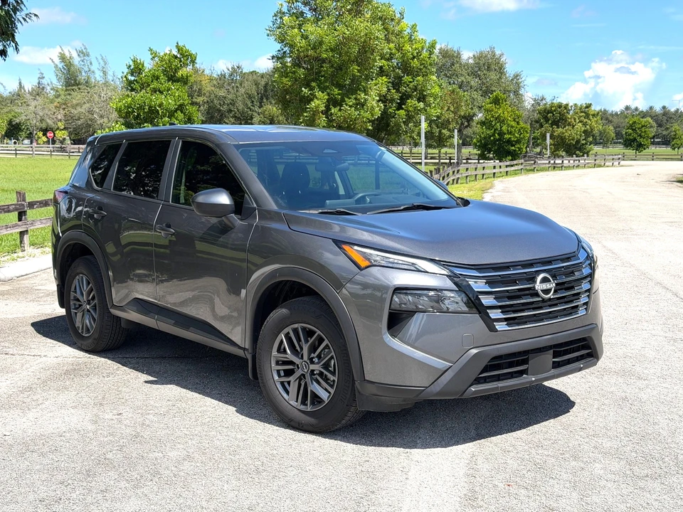 2024 Nissan Rogue - Image 3 of 21