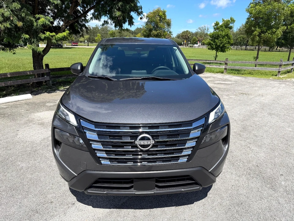 2024 Nissan Rogue - Image 7 of 21