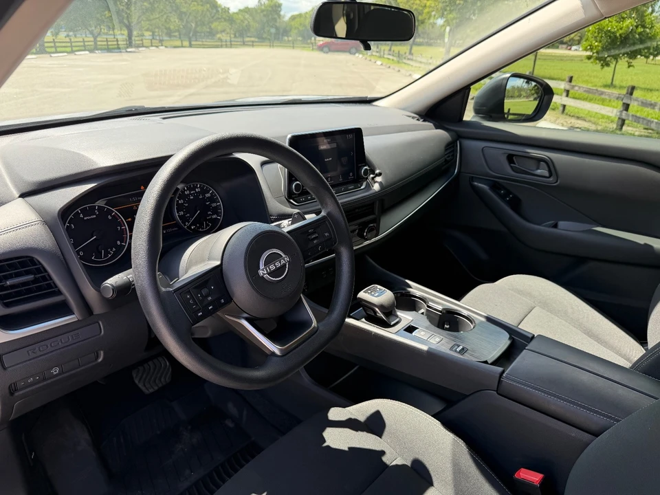 2024 Nissan Rogue - Image 18 of 21