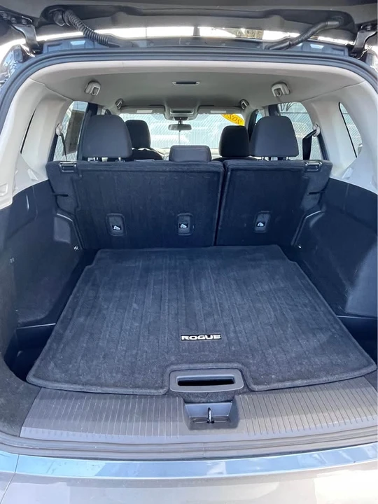 2024 Nissan Rogue - Image 5 of 7