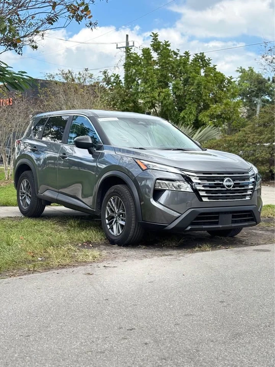 2024 Nissan Rogue - Image 3 of 8