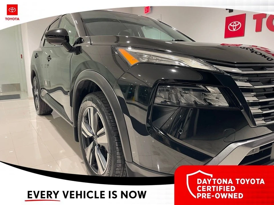 2024 Nissan Rogue - Image 2 of 12