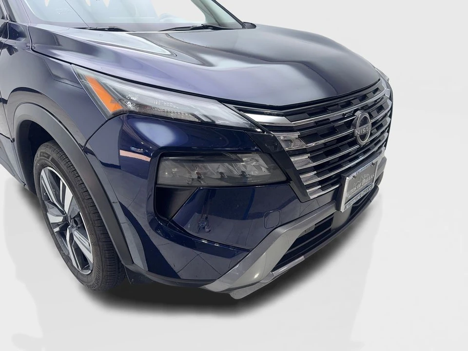 2024 Nissan Rogue - Image 17 of 21