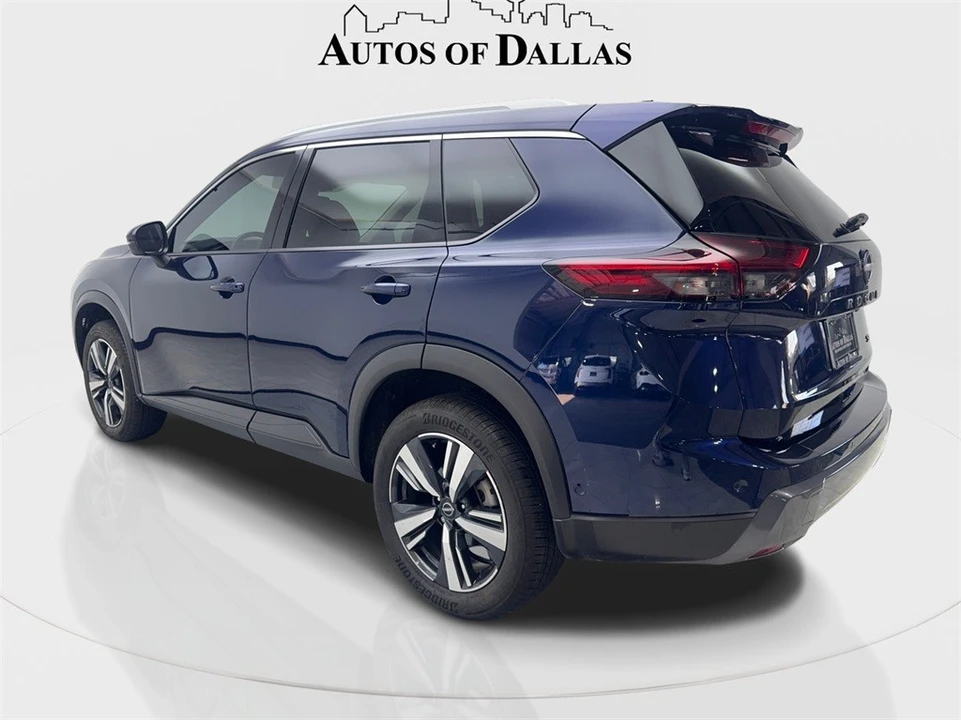 2024 Nissan Rogue - Image 9 of 12
