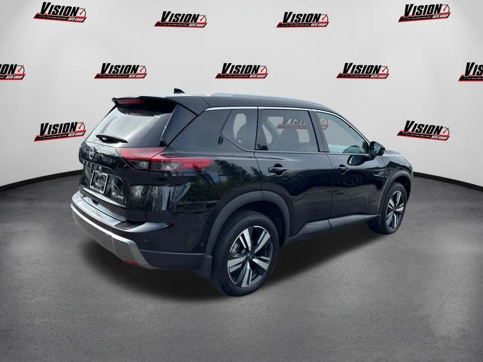 2024 Nissan Rogue - Image 5 of 12