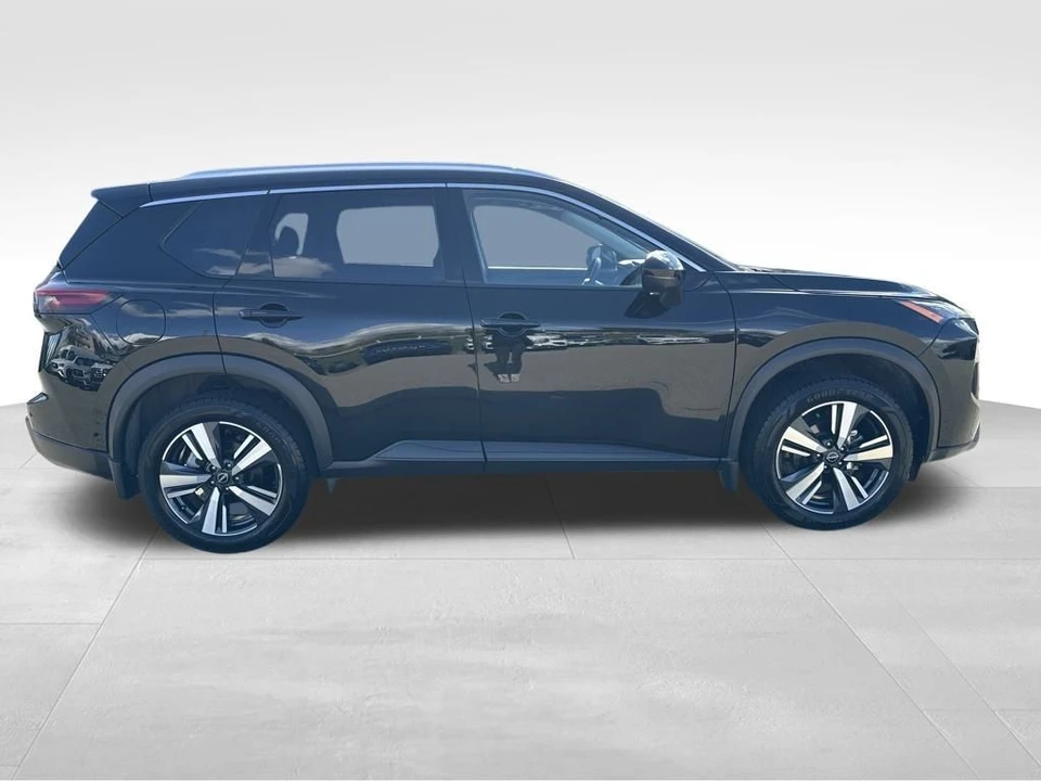 2024 Nissan Rogue - Image 7 of 12