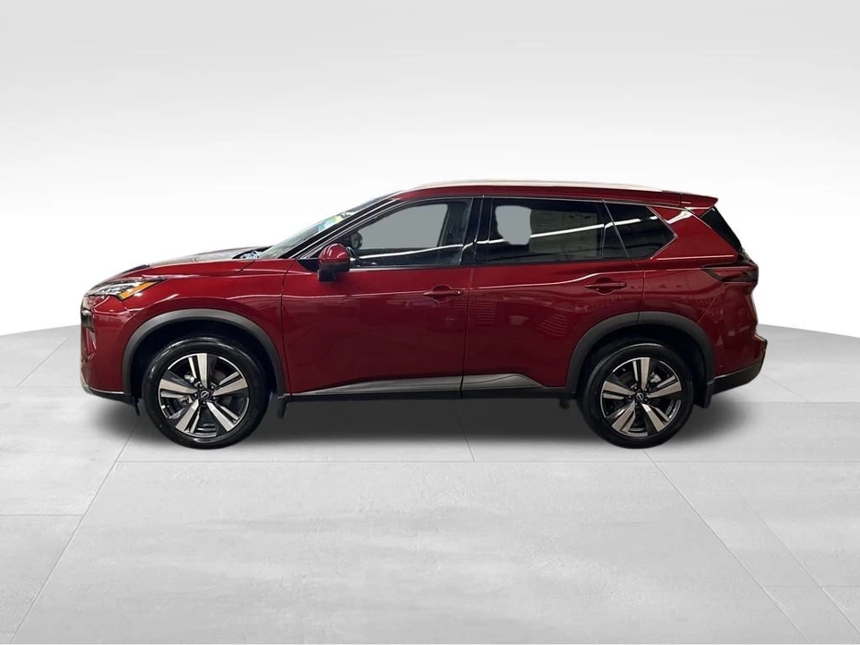 2024 Nissan Rogue - Image 2 of 12
