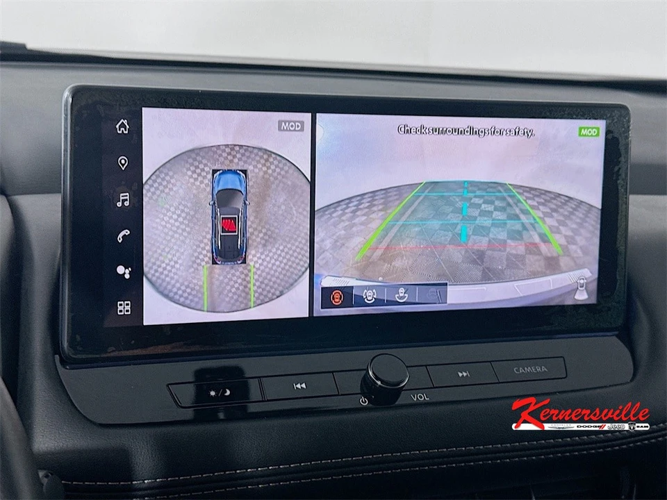 2024 Nissan Rogue - Image 20 of 21