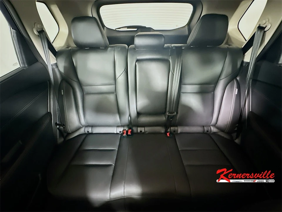 2024 Nissan Rogue - Image 13 of 21
