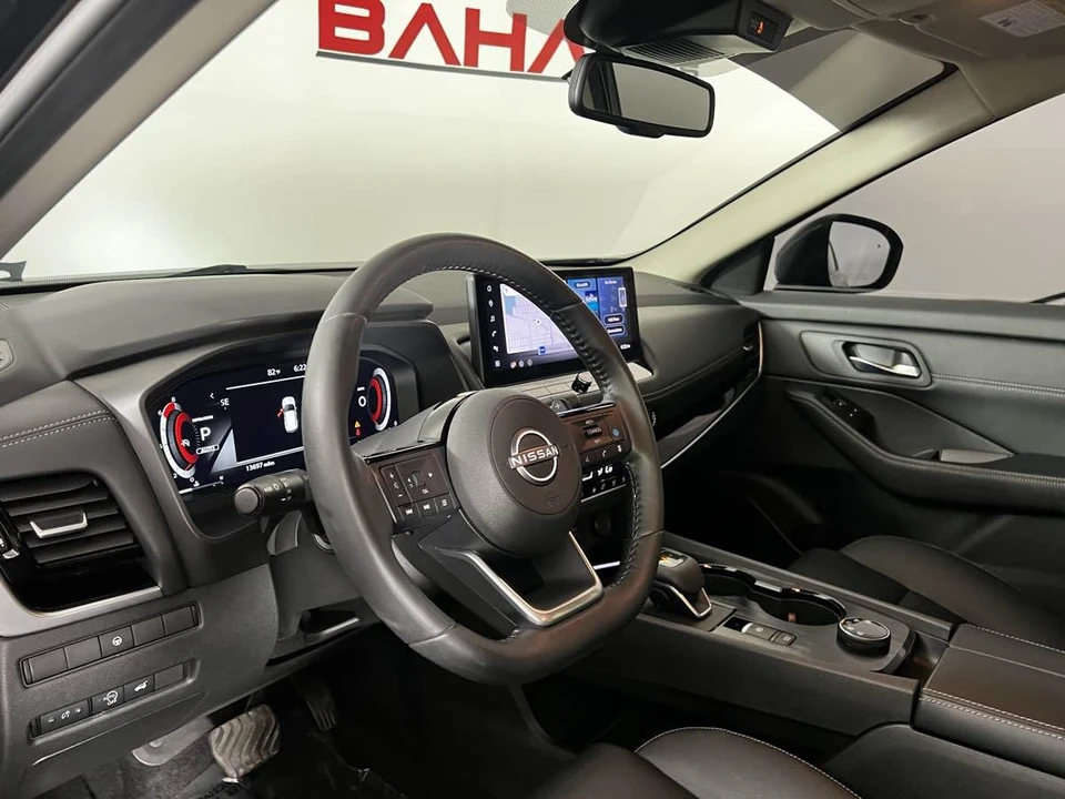 2024 Nissan Rogue - Image 18 of 21