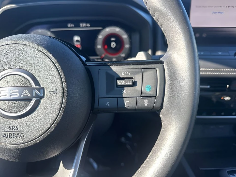 2024 Nissan Rogue - Image 17 of 21