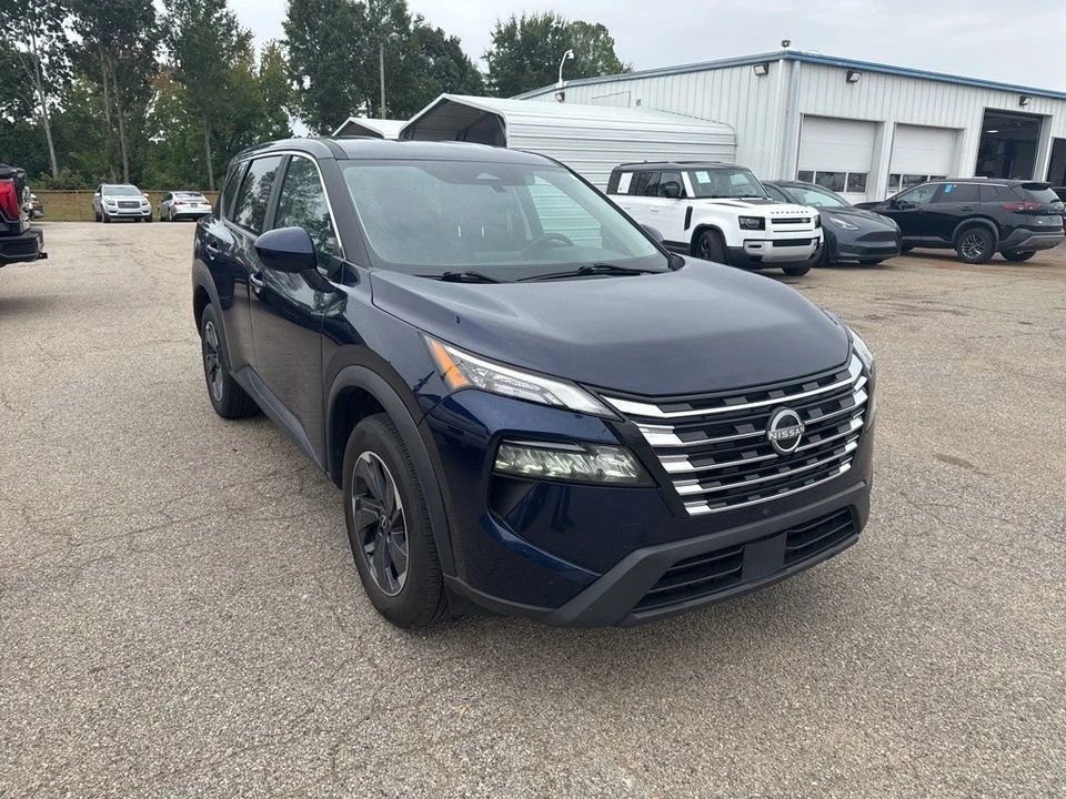 2024 Nissan Rogue - Image 4 of 6