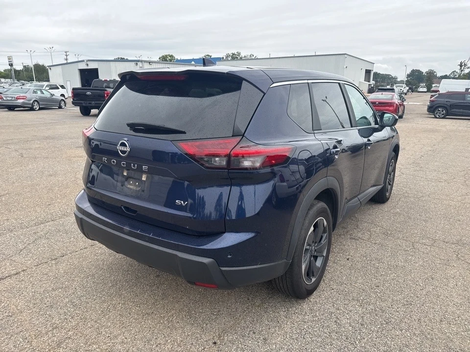 2024 Nissan Rogue - Image 3 of 6