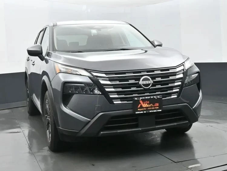 2024 Nissan Rogue - Image 3 of 12
