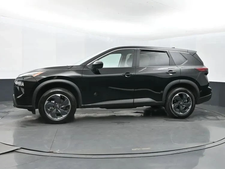 2024 Nissan Rogue - Image 5 of 12