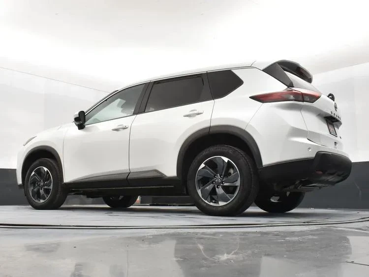 2024 Nissan Rogue - Image 12 of 12