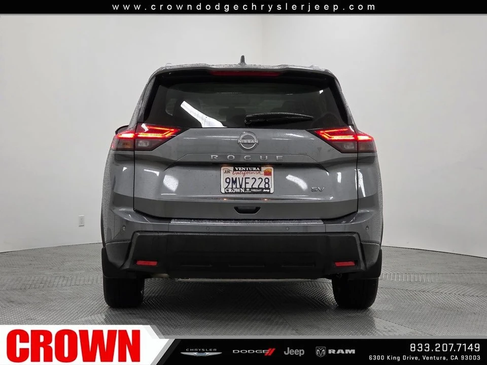 2024 Nissan Rogue - Image 6 of 12