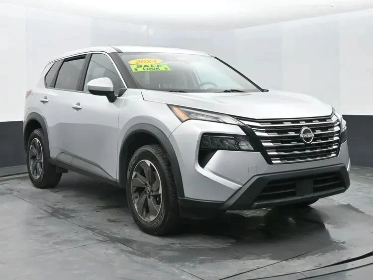 2024 Nissan Rogue - Image 2 of 12