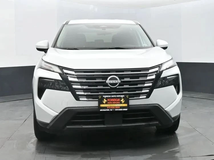 2024 Nissan Rogue - Image 3 of 12