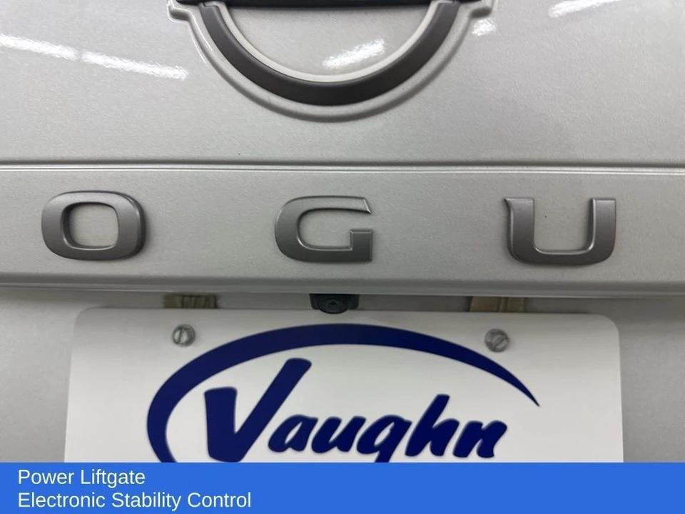 2024 Nissan Rogue - Image 16 of 21