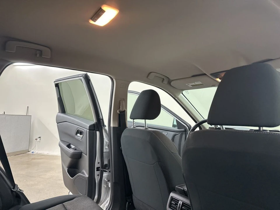 2024 Nissan Rogue - Image 21 of 21