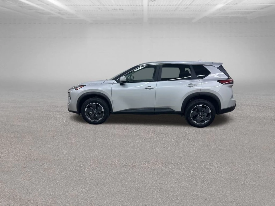 2024 Nissan Rogue - Image 8 of 21