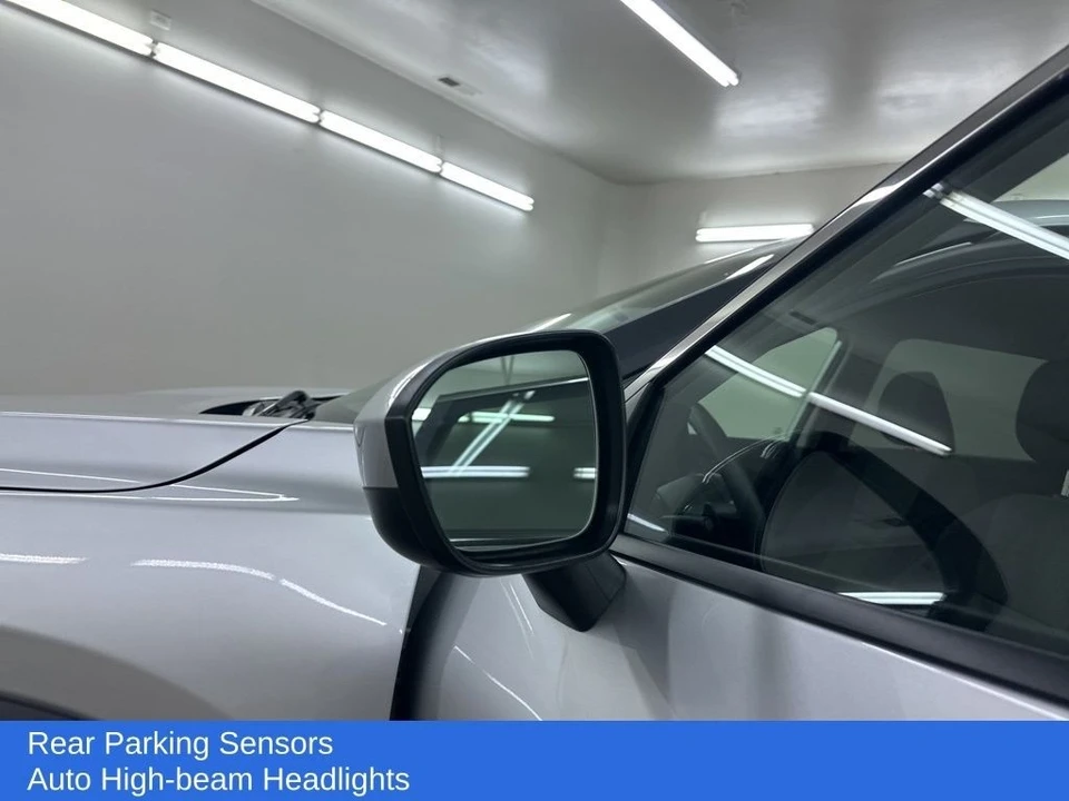 2024 Nissan Rogue - Image 17 of 21