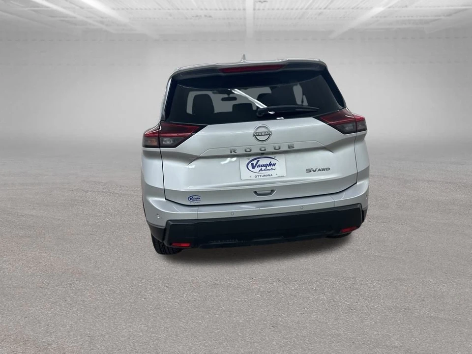 2024 Nissan Rogue - Image 11 of 21