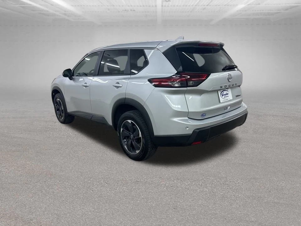 2024 Nissan Rogue - Image 9 of 12