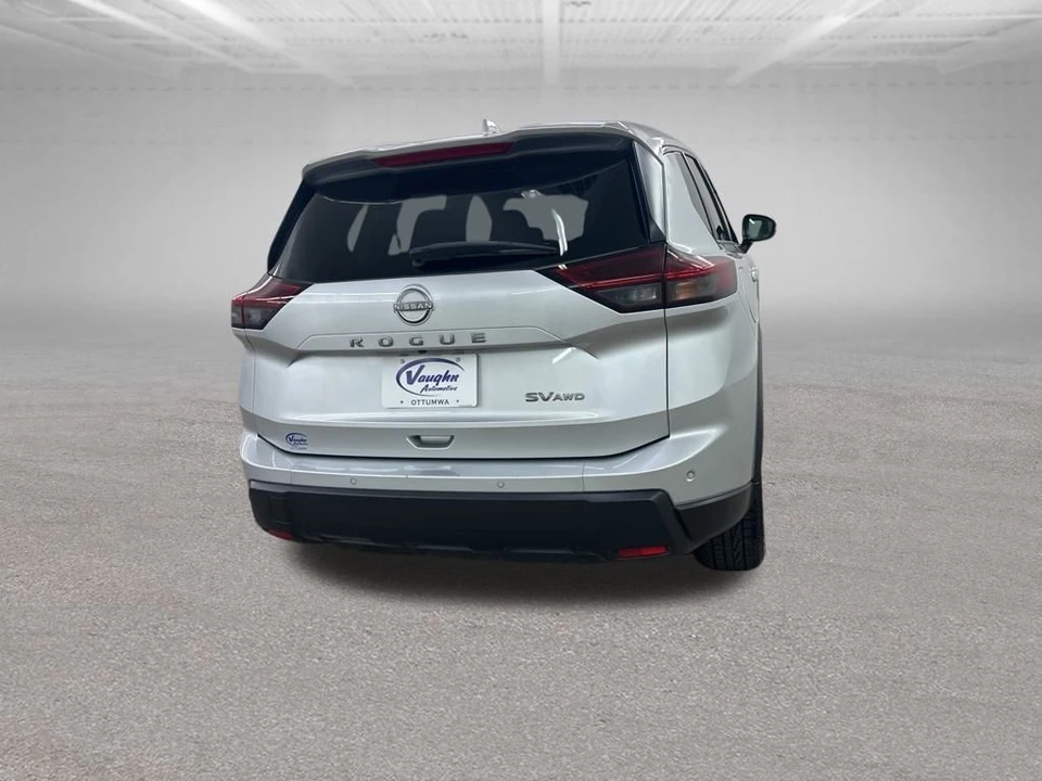 2024 Nissan Rogue - Image 12 of 21
