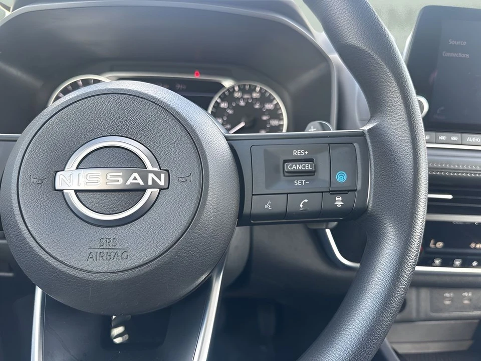 2024 Nissan Rogue - Image 15 of 21
