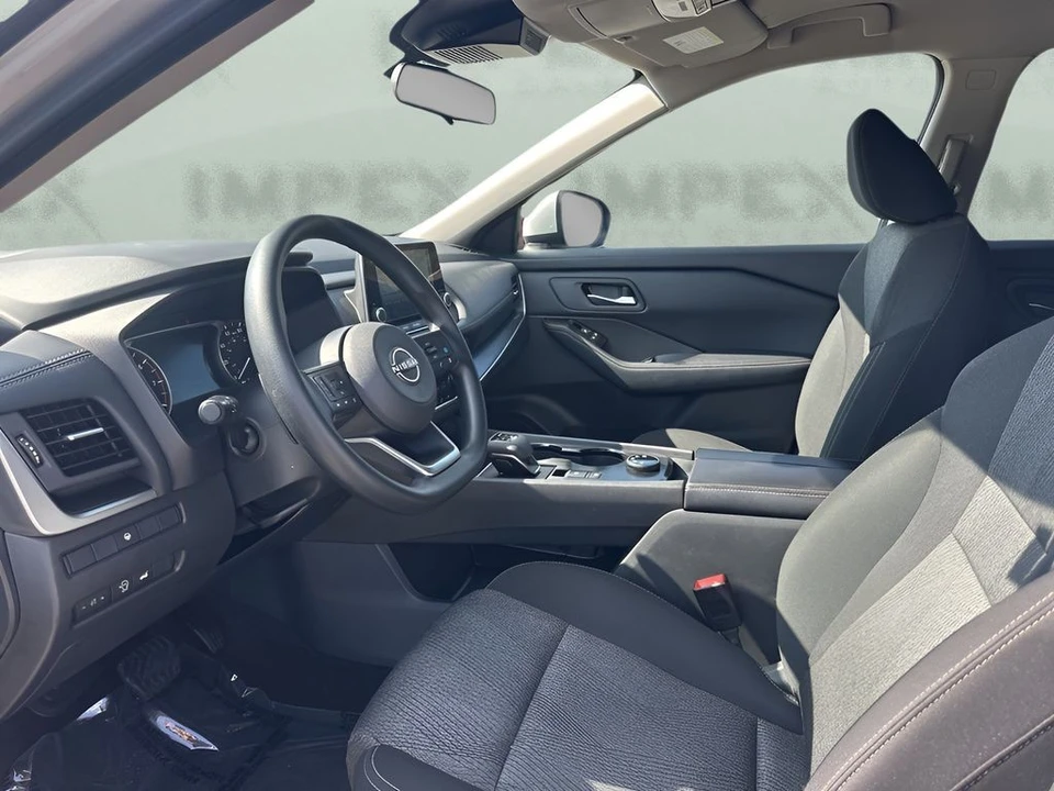 2024 Nissan Rogue - Image 9 of 12