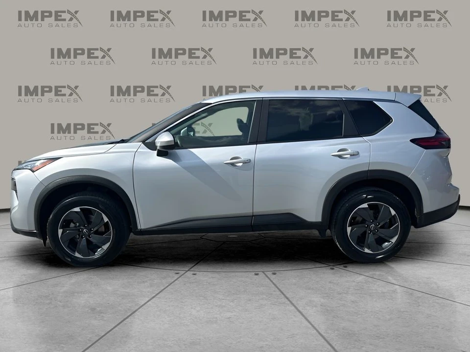 2024 Nissan Rogue - Image 2 of 12