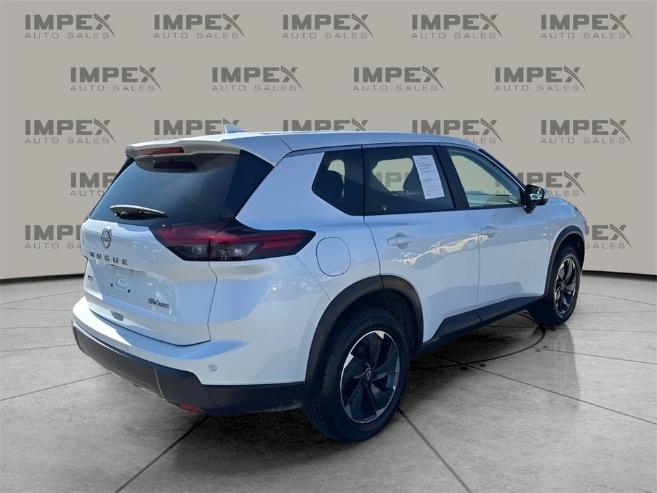2024 Nissan Rogue - Image 5 of 12
