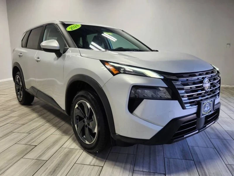 2024 Nissan Rogue - Image 7 of 12