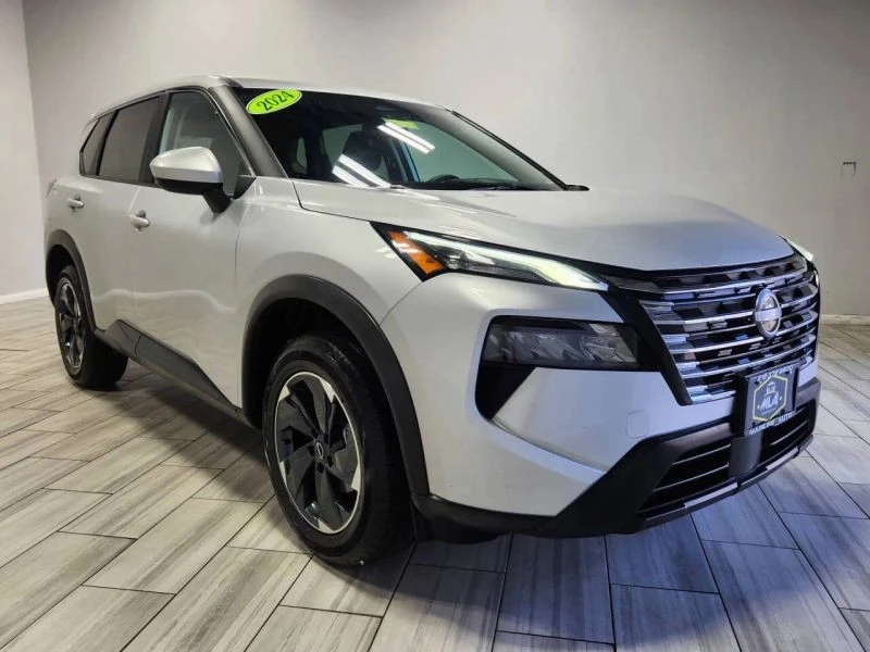 2024 Nissan Rogue - Image 7 of 12
