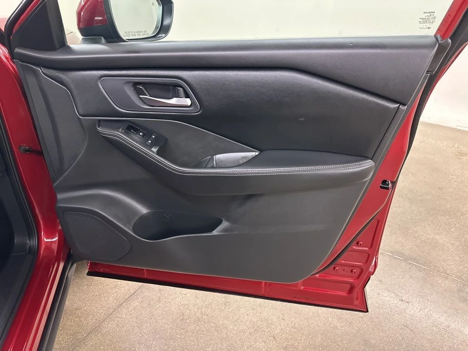 2024 Nissan Rogue - Image 21 of 21