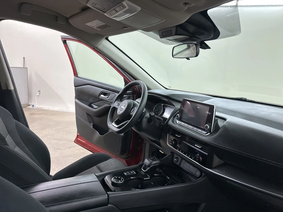 2024 Nissan Rogue - Image 20 of 21