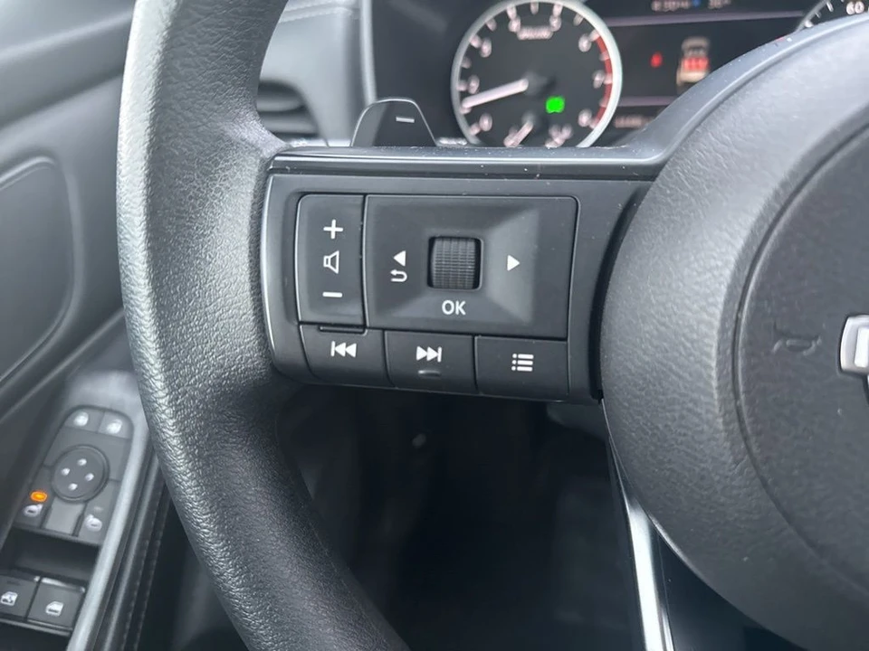 2024 Nissan Rogue - Image 11 of 12