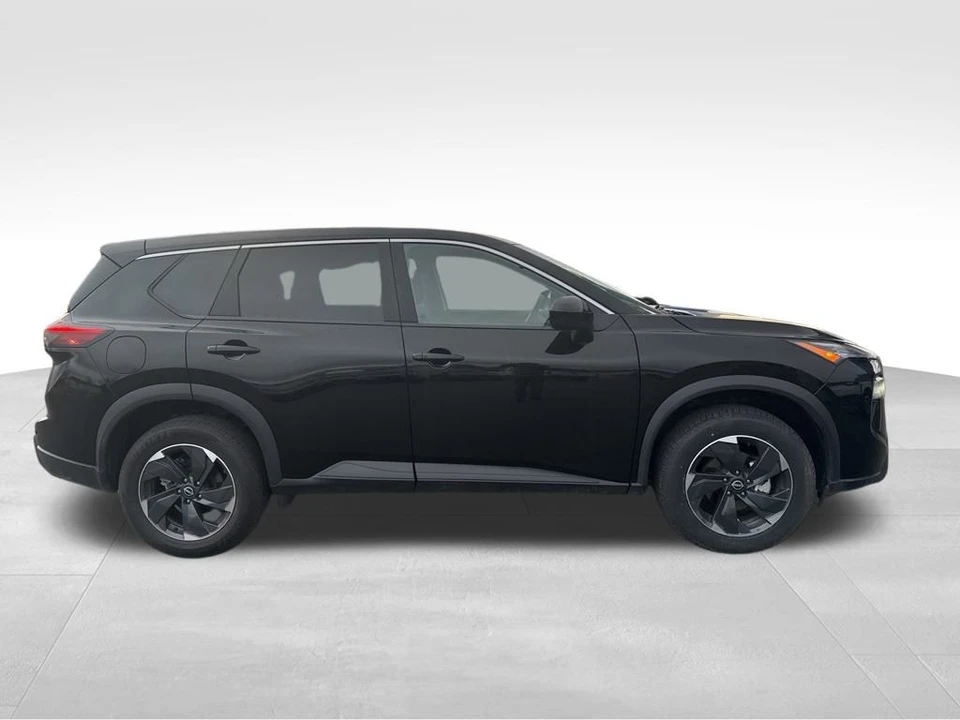 2024 Nissan Rogue - Image 3 of 12