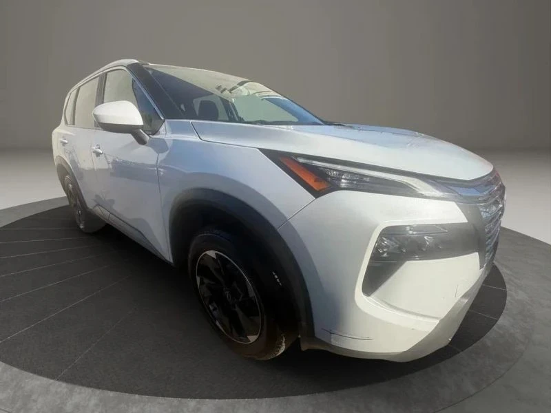 2024 Nissan Rogue - Image 3 of 12