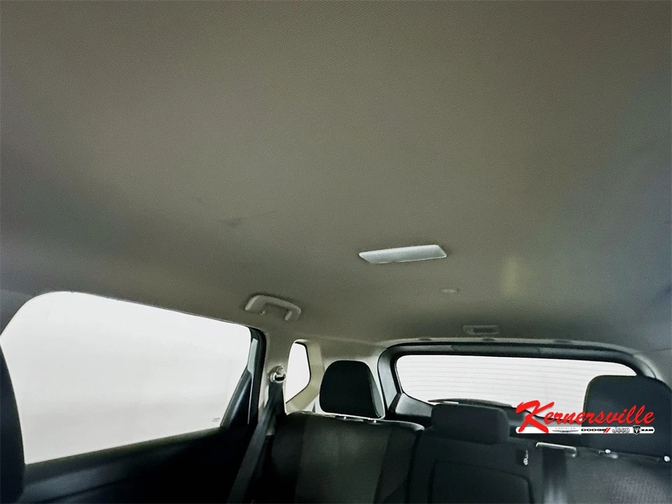 2024 Nissan Rogue - Image 20 of 21