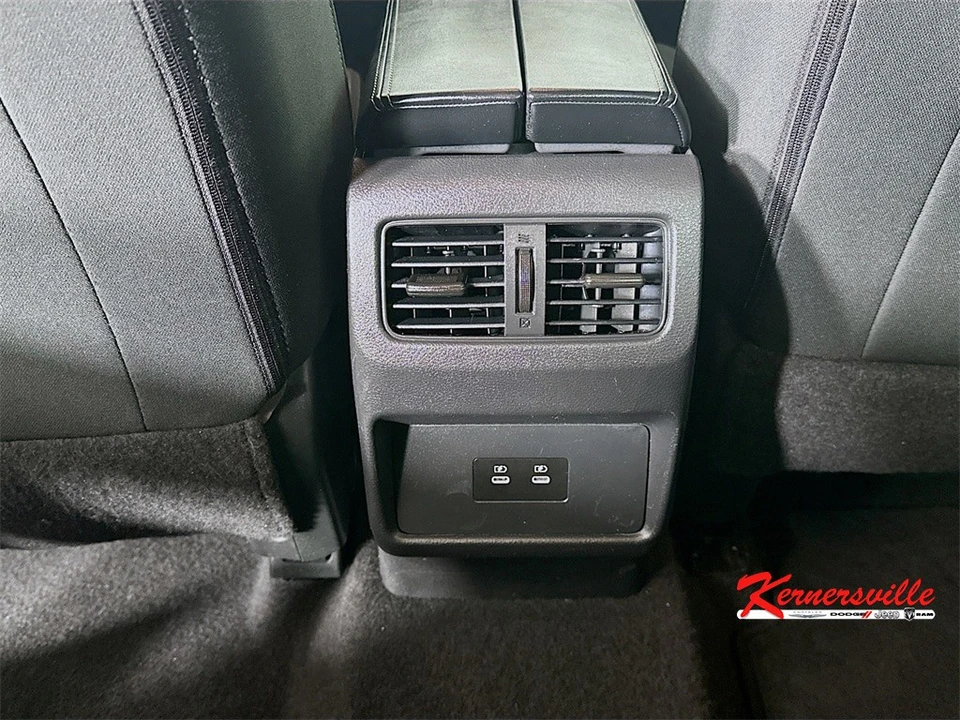 2024 Nissan Rogue - Image 21 of 21