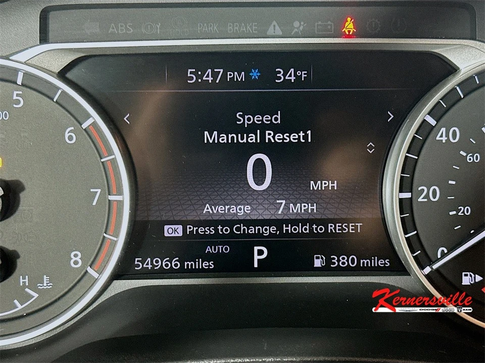 2024 Nissan Rogue - Image 15 of 21