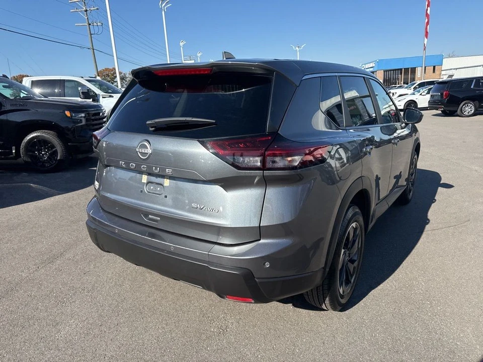2024 Nissan Rogue - Image 5 of 12