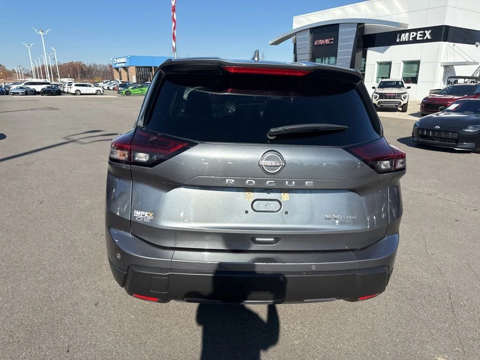 2024 Nissan Rogue - Image 4 of 12