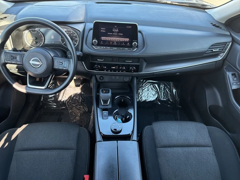 2024 Nissan Rogue - Image 13 of 21