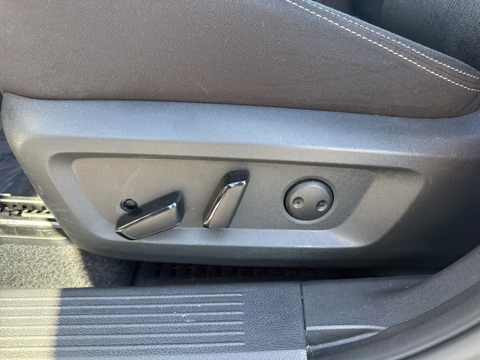 2024 Nissan Rogue - Image 10 of 12