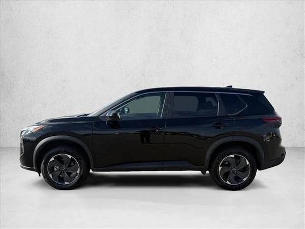 2024 Nissan Rogue - Image 9 of 21